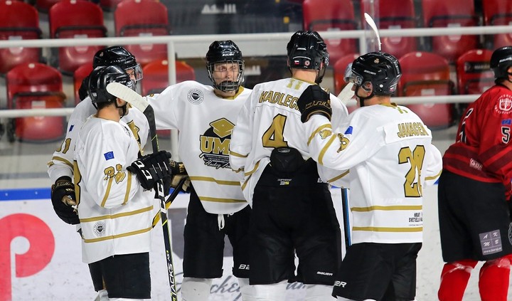 Winter Hockey Games: Česko vs. Slovensko. Padne v Prahe rekord návštevnosti univerzitného hokeja?